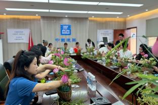 沃格尔：我们没有忘记波尔-波尔 他会得到出场机会的